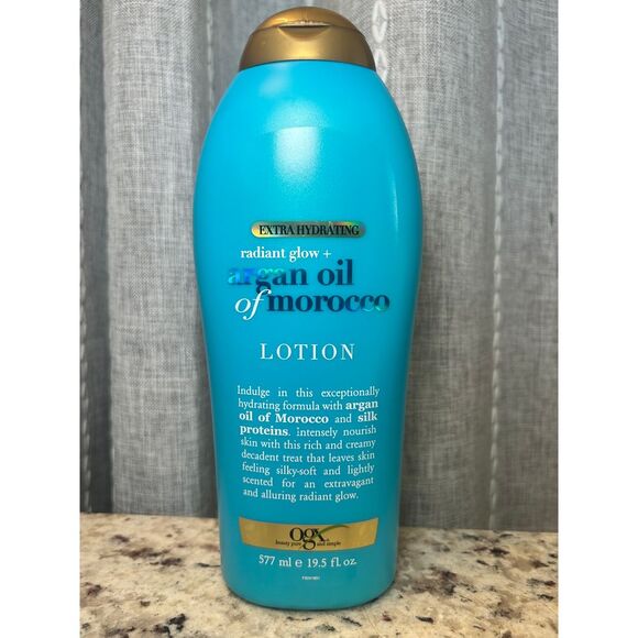 OGX Radiant Glow + Argan Oil of Morocco Extra Hydrating Body Lotion 19.5 Oz‎ - Picture 1 of 4